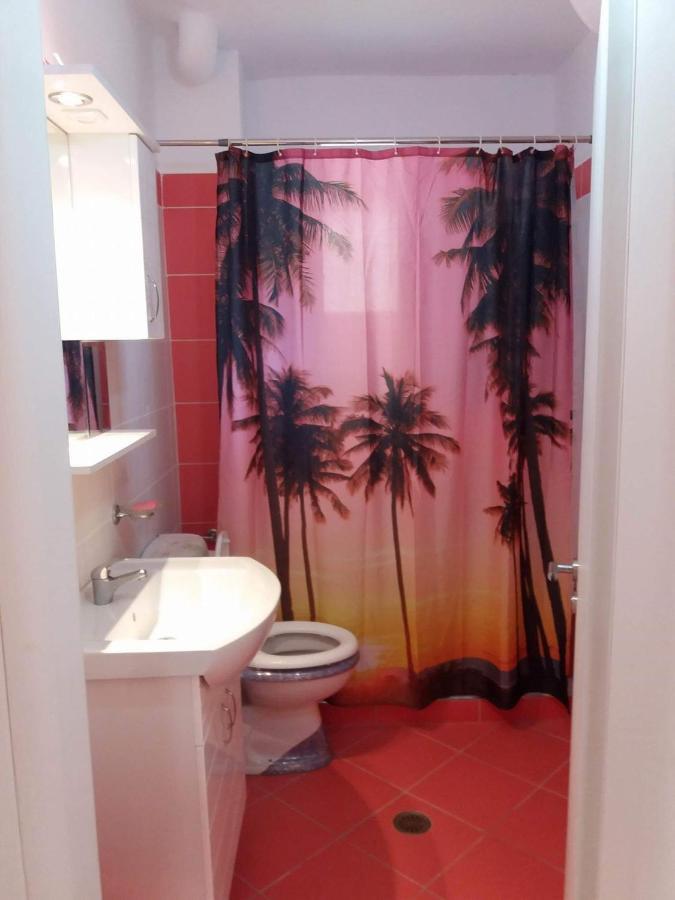 Alexandra Apartment Sarande